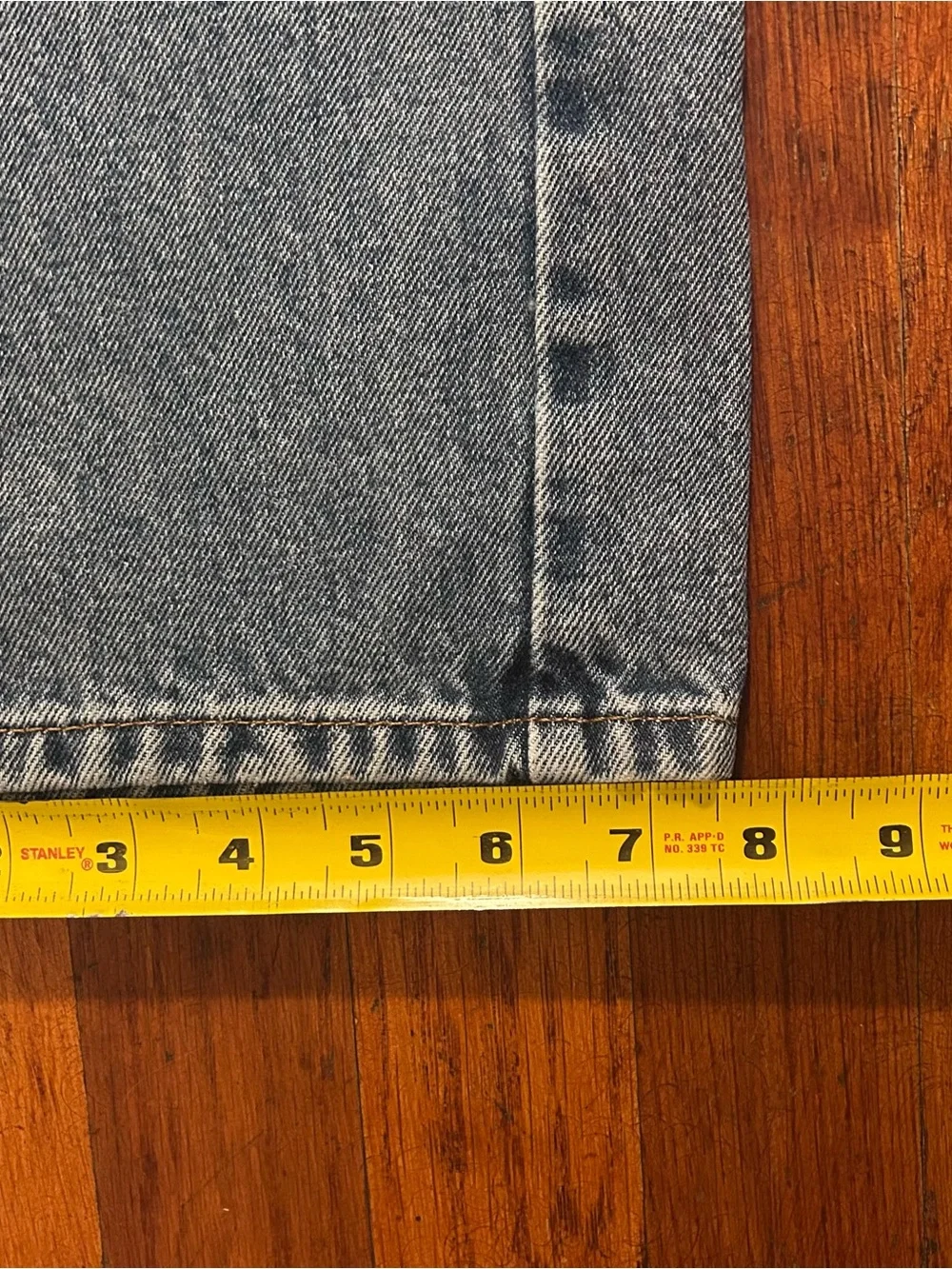 Vintage Levi’s 505 Regular Fit Straight Leg Red Tab Faded Blue Denim Jeans 30x30